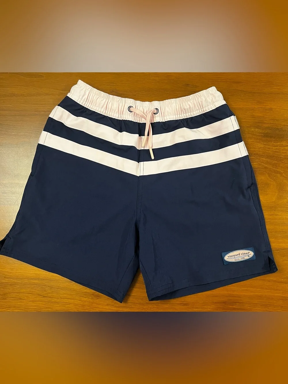 Vineyard Vines Navy Blue Striped Swim Trunks Board Shorts Mens Size S (Flaw)